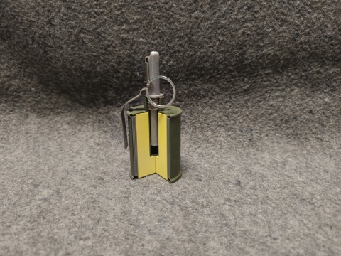 Przekrój granatu RG-42 Przekrój granatu RG-42