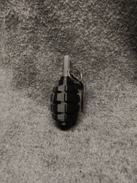 Replika granatu F1 - GUMOWY (TPU) Buzzer