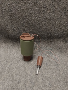 Replika zapalnik MVZ-72